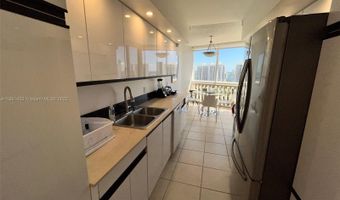 1000 W Island Blvd 2707, Aventura, FL 33160