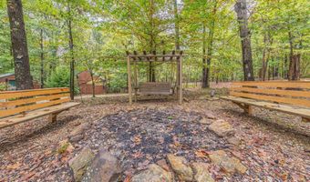3331 N Shamrock Ln, Birdseye, IN 47513