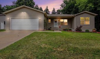 593 Allison Dr, Almont, MI 48003