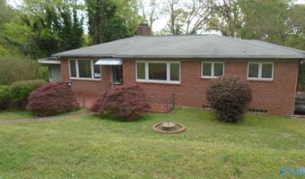 830 Fairway Dr, Anniston, AL 36207