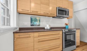 3574 S STAFFORD St, Arlington, VA 22206