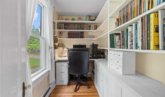 18 Cards Mill Rd, Columbia, CT 06237
