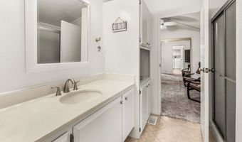 2250 N Broadway 42, Escondido, CA 92026