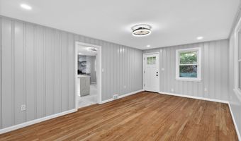46 N Cliff St, Ansonia, CT 06401