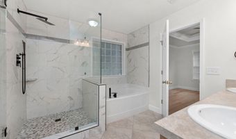 6362 Old River Rd, Baker, FL 32531