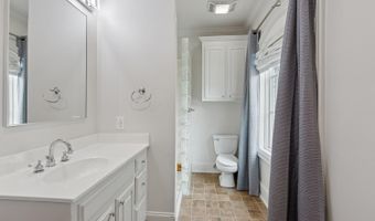 18211 S Mission Hills Ave, Baton Rouge, LA 70810