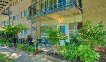 4909 AMERICANA Dr #T6, Annandale, VA 22003
