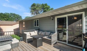 1212 E Cedar St, Brandon, SD 57005