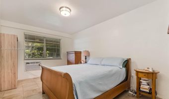 20 Park Dr 2, Bal Harbour, FL 33154