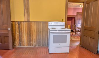 31 Franklin St, Belfast, ME 04915