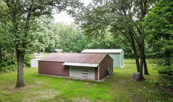 3900 Dursum Ave NE, Ada, MI 49301