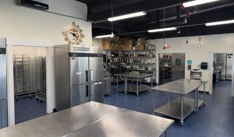 6 Chestnut St 211, Amesbury, MA 01913