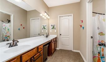 1620 Woodall View Ct, Alpharetta, GA 30004