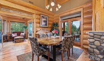 1533 Pine Lakes Ranch Dr, Cascade, ID 83611