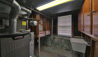 2870 WOODLAND Rd, Abington, PA 19001