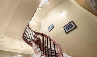 1007 N CALVERT St, Baltimore, MD 21202