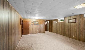 3945 8th Ave NW, Anoka, MN 55303