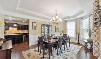 915 Elmsbrook Ln, Alpharetta, GA 30004