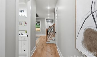 1106 Brookhurst Dr, Charlotte, NC 28205