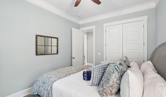 33 Driftwood Ct W, Bluffton, SC 29910