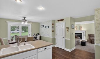 2421 Yorkshire Cir, Ames, IA 50010