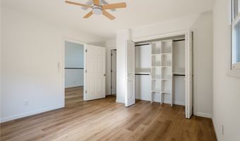 16 Stretford Dr, Bella Vista, AR 72714