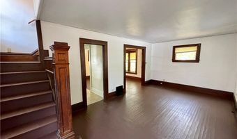 203 E York St, Akron, OH 44310