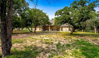156 Crescent Rdg, Adkins, TX 78101