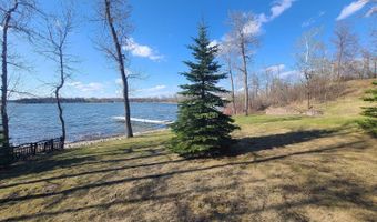 225 Long Lk E, Bottineau, ND 58318