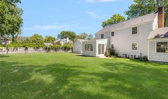 5 Lee Rd, Barrington, RI 02806