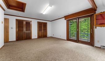 E5401 12TH Road, Algoma, WI 54201