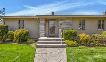 66 W River Pkwy, North Providence, RI 02904