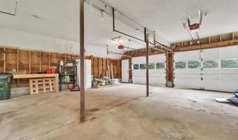 1 Woodland Cir, Bow, NH 03304