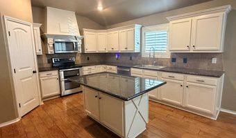 702 Shepherd Cir, Andrews, TX 79714