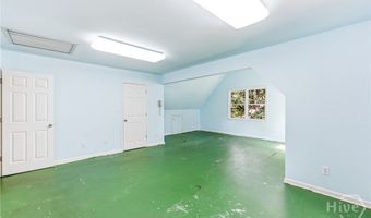 372 Woodhaven Dr, Athens, GA 30606