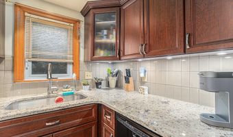 1585 EDGEWOOD Ave, Abington, PA 19001