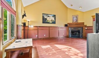 1331 N Finlandia Way, Albion, IN 46701
