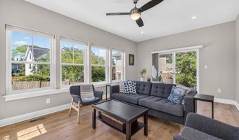 6416 Tisdale Ter, Bethesda, MD 20817