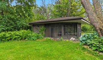 5531 LONG Ct, Appleton, WI 54914