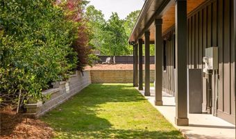 2469 River Oak Dr, Decatur, GA 30033