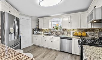 211 Norman St, Bridgeport, CT 06605