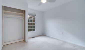 2506 E S ARLINGTON MILL Dr 5, Arlington, VA 22206