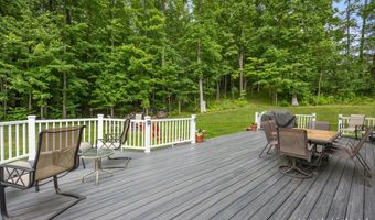 9231 Trafalgar Dr SE, Alto, MI 49302