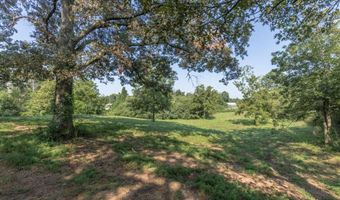 933 Alto Mud Creek Rd, Alto, GA 30510