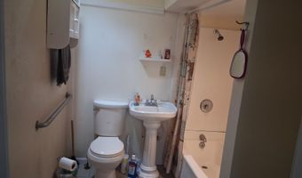 112 N Madison Ave, Aurora, MO 65605