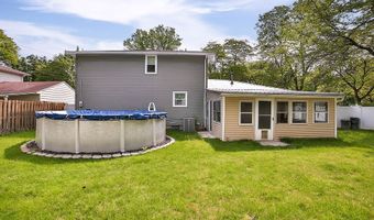 305 Vine Ln, Amherst, NY 14228