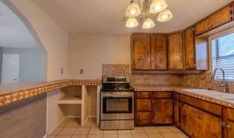 112 E Plaza Dr, Clovis, NM 88101