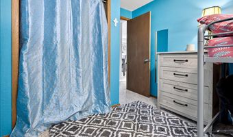 1025 W ROBERTS Ave, Appleton, WI 54914
