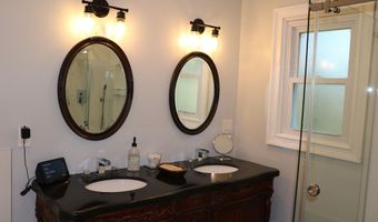 6 Greenfield Dr, Ansonia, CT 06401