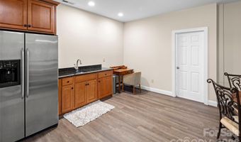 37 Stone House Rd, Arden, NC 28704